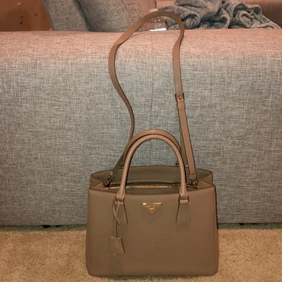 Prada Galleria Medium Saffiano Lux in Cammeo - Picture 8 of 10